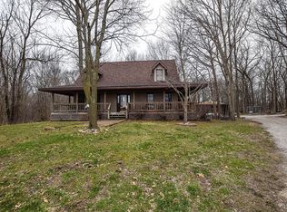 1140 County Highway 18, Tower Hill, IL 62571