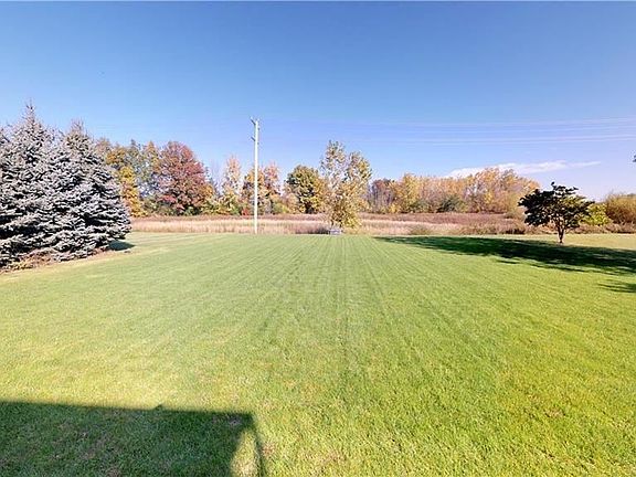 5th image of 429 Riverwalk Dr