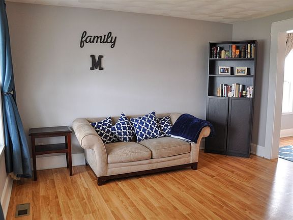4th image of 3044 Stralow Ln