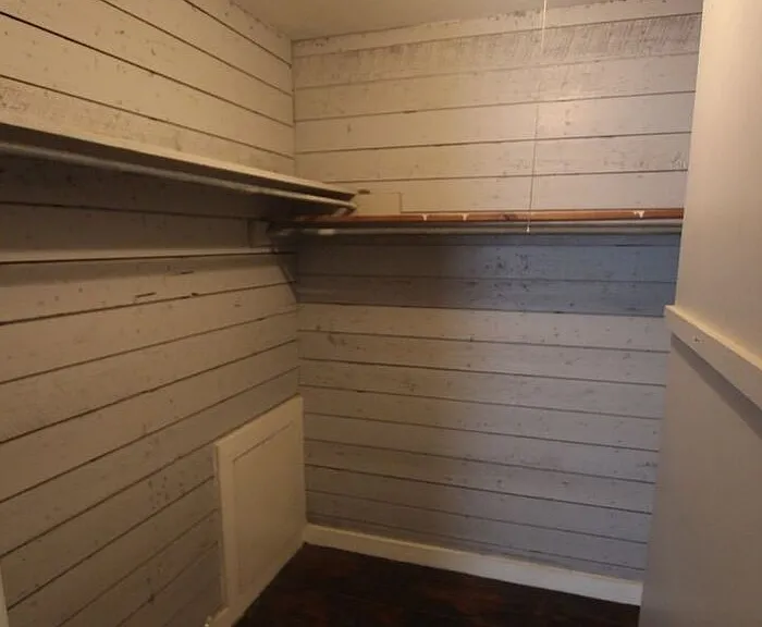518 W Charnwood St #A — Photo 11