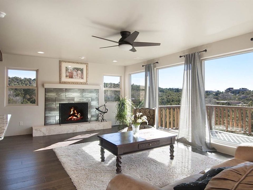 1st image of 1295 Vallecita Dr