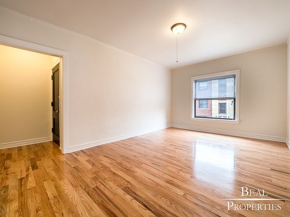 1st image of 825 W Waveland Ave #N1