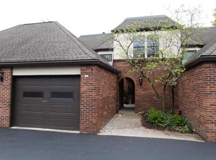 3522 La Rochelle Dr, Columbus, OH 43221