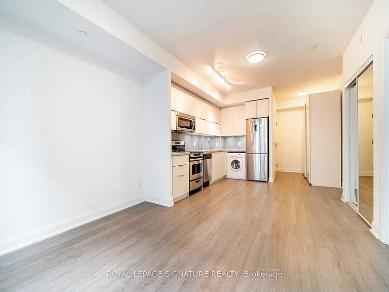 56 Annie Craig Dr #406 — Photo 6