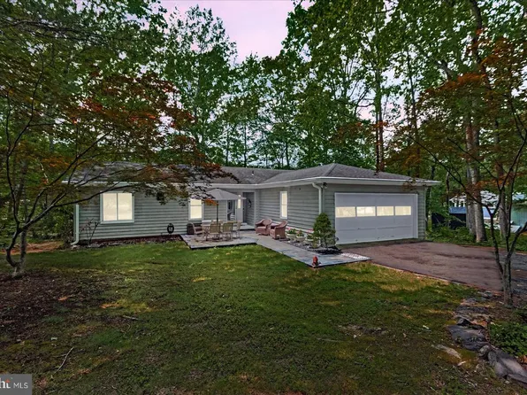 137 Eagle Ct, Locust Grove, VA 22508