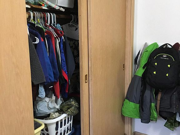 Full large closet - BR1