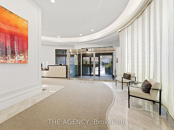 4th image of 900 Yonge St #902