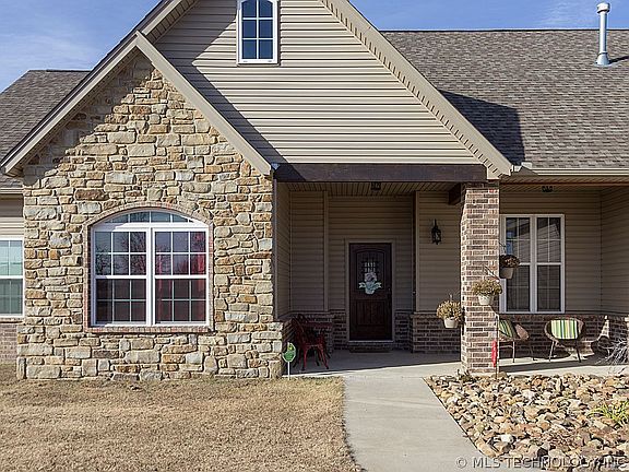 3rd image of 15542 S 385th East Ave