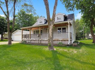 1115 3rd St NW, Faribault, MN 55021
