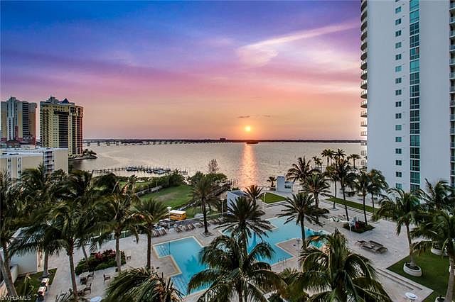 Home For Sale In Oasis