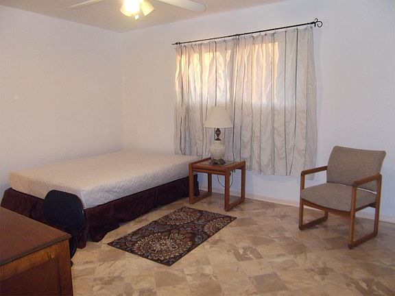 3522 Mt Vernon Ave Bed Room 4 - Master Bed Room