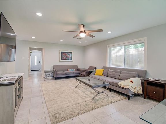5th image of 5321 1/2 Leeland St
