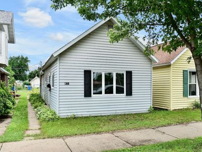 971 8th St E, Winona, MN, 55987