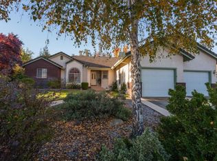 5460 Indianwood Dr, Redding, CA 96001