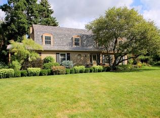 1280 Deer Trail Ln, Libertyville, IL