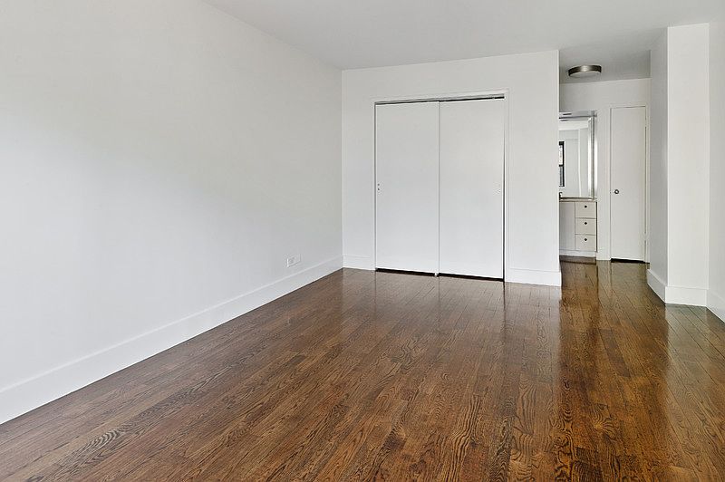 2nd image of 220 E 63rd St APT 4M