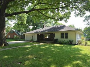 2018 SW Oakley Ave, Topeka, KS 66604