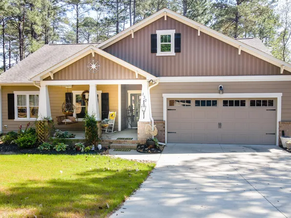 130 Cambridge Lane, West End, NC 27376