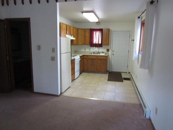3rd image of 2633 Goldhill Rd