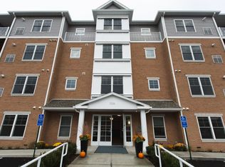 3336 Fairfield Ave #204, Bridgeport, CT 06605
