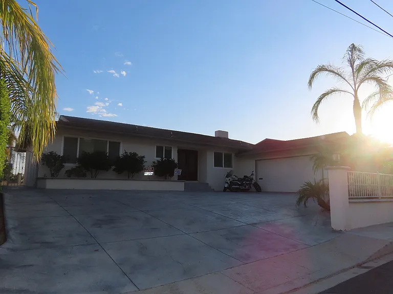 9872 Edmore Pl — Photo 1