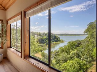 509 Coventry Rd, Spicewood, TX 78669