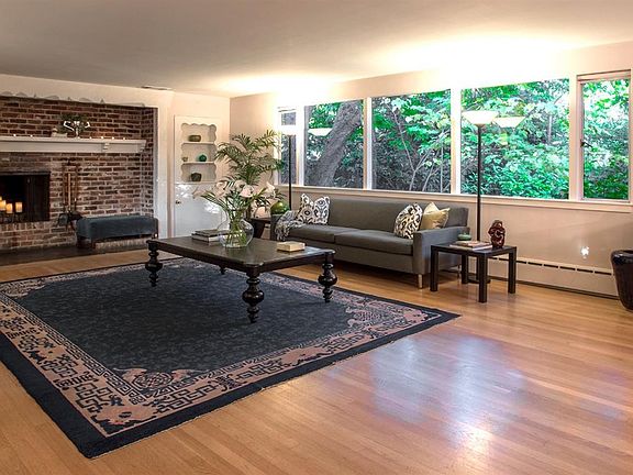 4th image of 4601 Francis Ct