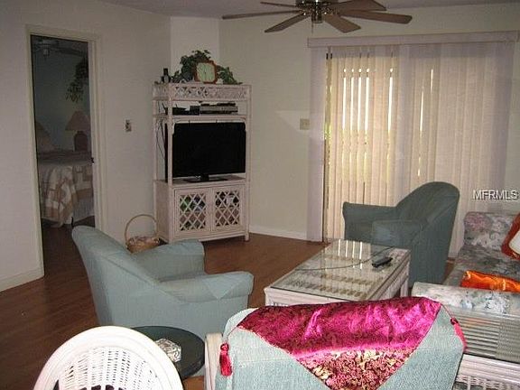 3rd image of 2909 Claremont Ct #2