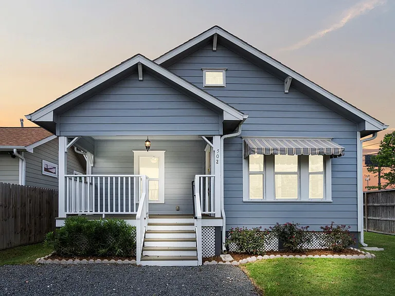 502 Dell Ct — Photo 1