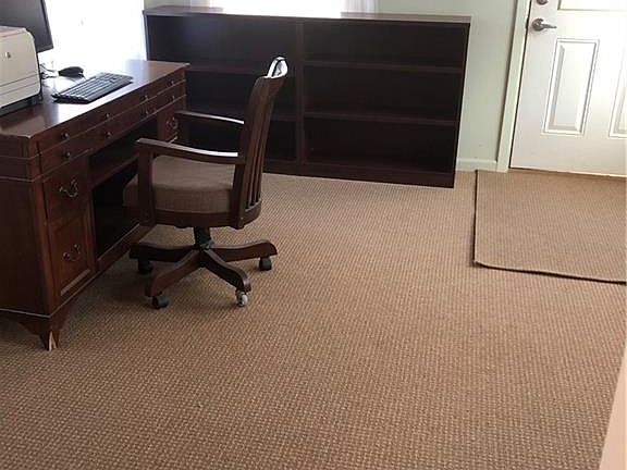 4th image of 34 N Summit St