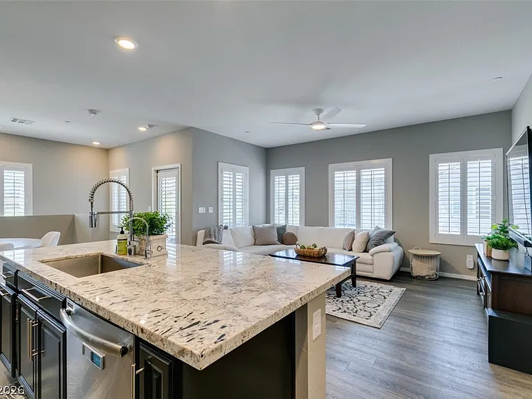 544 Teovani St #924 — Photo 30