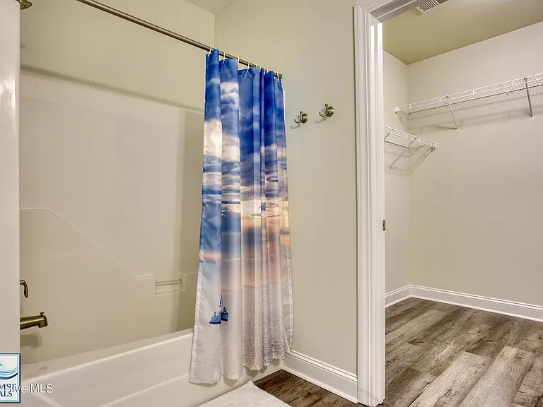 300 Gateway Dr #320 — Photo 19