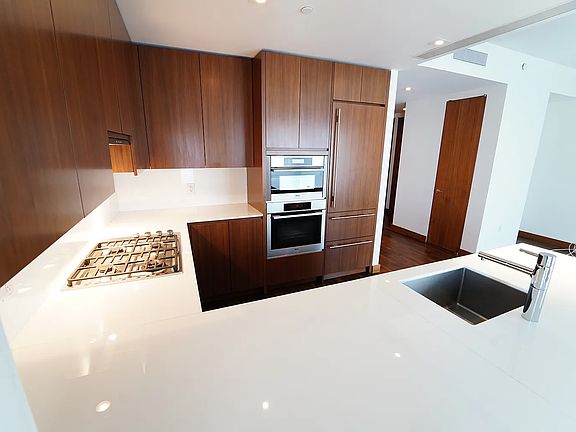 4th image of 400 5th Ave APT 48E