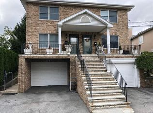 54 Glen Rd, Eastchester, NY 10709