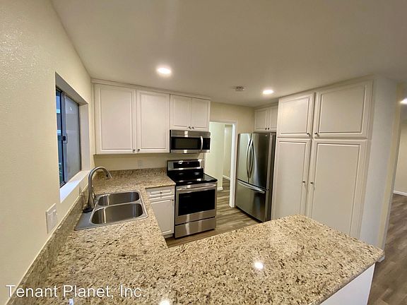 4th image of 17155 W Bernardo Dr Unit 101