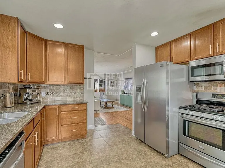 4252 S Logan St — Photo 11