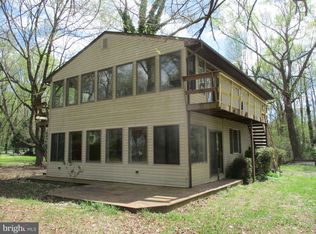 16 Kent Ave, Earleville, MD 21919