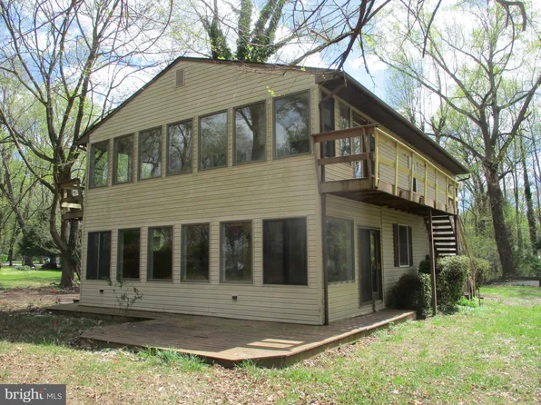 16 Kent Ave, Earleville, MD 21919