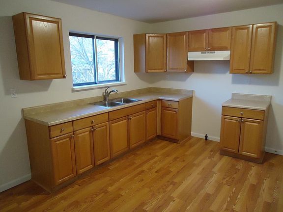 3rd image of 9608 Guehring Dr