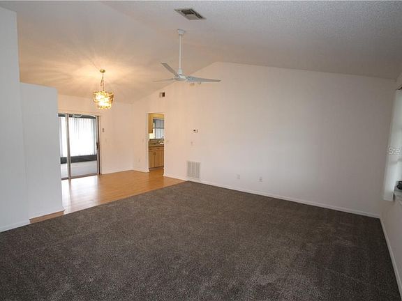 4th image of 760 Fairlawn Dr