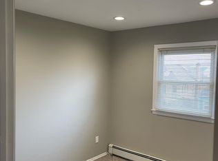 44 Lorraine Rd, Island Park, NY 11558