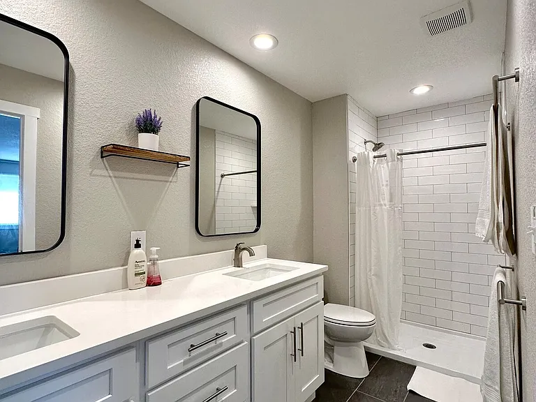 5192 Braun St — Photo 8