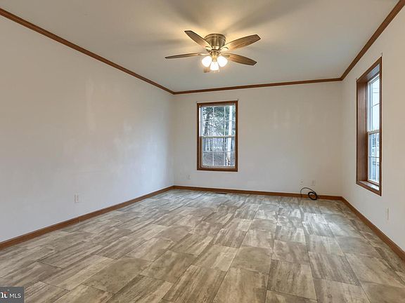 5th image of 14 Shellie St