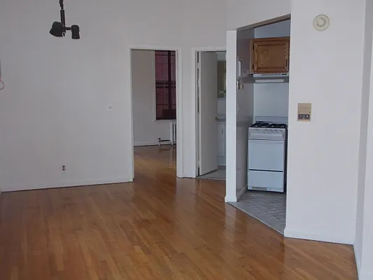 Rented by Citi Habitats | media 11