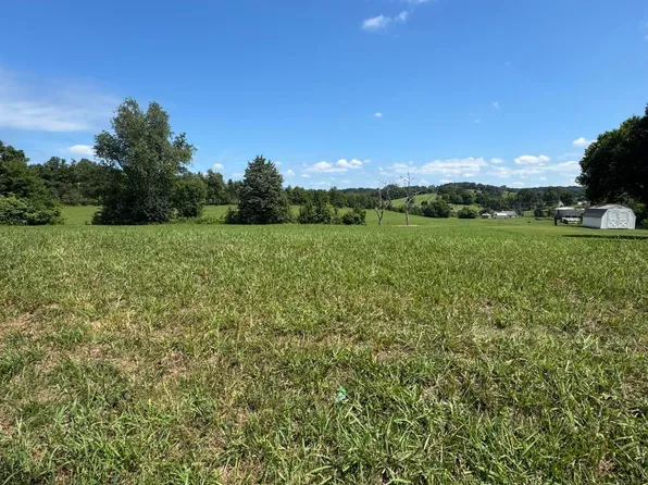 1620 Boardwalk Cir, Morristown, TN 37814