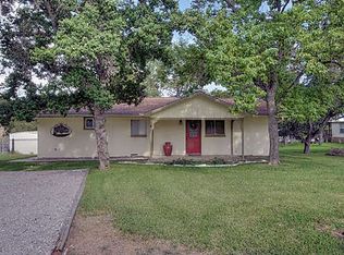 109 Thunderbird Ln, Sunrise Beach, TX 78643