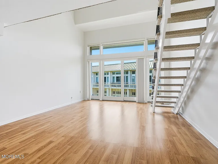 448 Ocean Ave #14B — Photo 8
