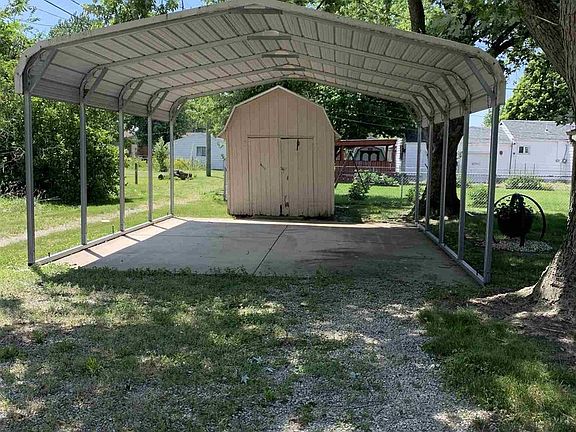 5th image of 633 Homestead Ave