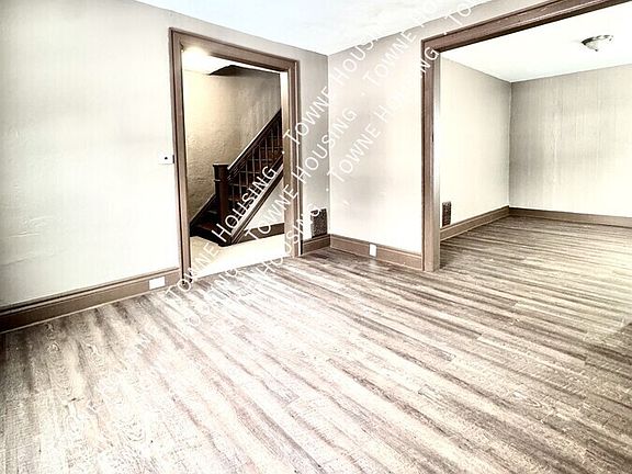5th image of 10 Parkview Ave #2
