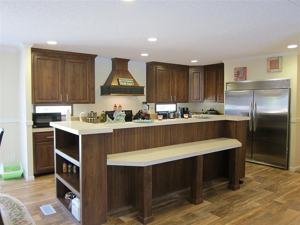 1st image of 337 Ridgewood Drive